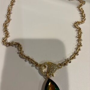 Elegant Gold and Green Pendant Necklace(handmade)!